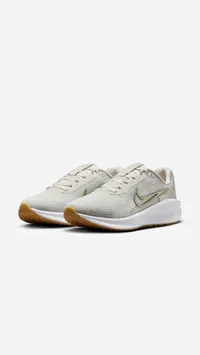 حذاء رياضي شبابي - نايكي (Nike)
