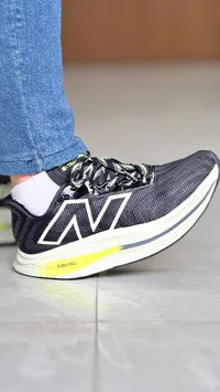 حذاء رياضي فيول سيل - نيو بالانس (New Balance)