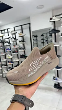حذاء رياضي بروبلشن ماكس كوشن - سكيتشرز (Skechers)