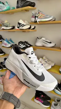 حذاء رياضي إير زوم - نايكي (Nike)
