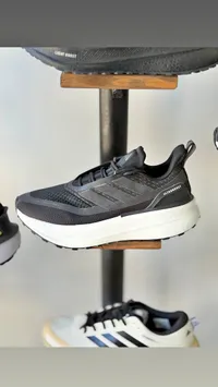 حذاء رياضي الترا بوست - أديداس (Adidas)