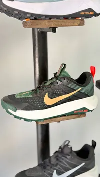 حذاء رياضي للجري نايكي تريل وايلد هورس (Nike)