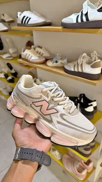 حذاء رياضي شبابي - نيو بالانس (New Balance)