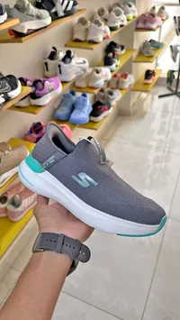 حذاء رياضي سليب-إنز - سكيتشرز (Skechers)