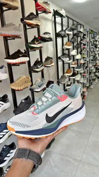 حذاء رياضي شبابي - نايكي (Nike)