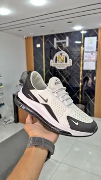 حذاء رياضي شبابي إير 270 - نايكي (Nike)