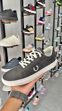 حذاء رياضي كاجوال - فريد بيري (Fred Perry)