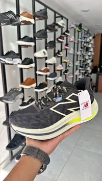 حذاء رياضي جو فريش جودز - نيو بالانس (New Balance)