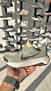 حذاء رياضي نايكي تريل - بيج وأخضر (Nike)
