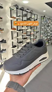 حذاء رياضي شبابي - سكيتشرز (Skechers)
