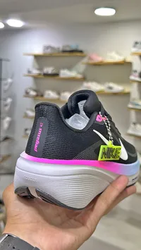 حذاء رياضي - نايكي بيجاسوس 42 (Nike)