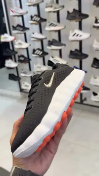 حذاء رياضي شبابي - نايكي (Nike)
