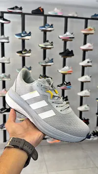 حذاء رياضي - أديداس (Adidas)