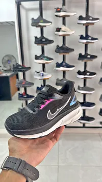 حذاء رياضي للأطفال - نايكي (Nike)