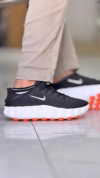حذاء رياضي رجالي - نايكي (Nike)