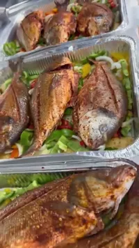 وجبة سمك مشوي بالخضار