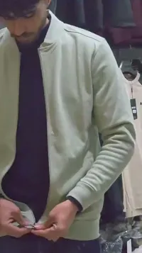 جاكيت شبابي كريمي