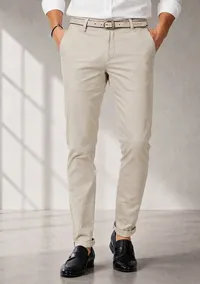 بنطلون تشينو رجالي (Chinos)