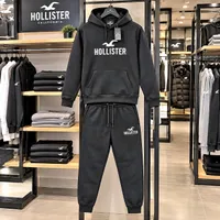 طقم ملابس رياضية رجالي - هوليستر (Hollister)