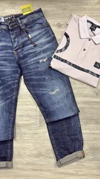 طقم ملابس رجالي - بنطال جينز جي إس بريميوم وقميص بولو كالفن كلاين (Calvin Klein)
