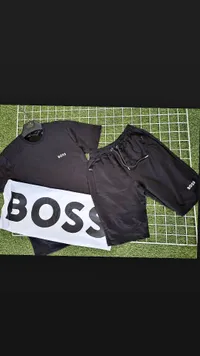 طقم ملابس رجالية - بوس (BOSS)