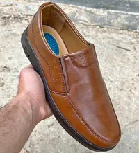 حذاء شبابي كلاسيكي مريح