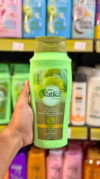 شامبو فاتيكا المغذي والمحمي بزيت الزيتون والحناء (Vatika)