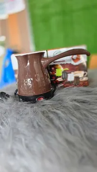 إبريق قهوة كهربائي - بني
