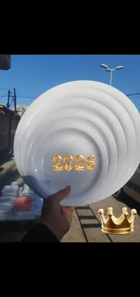 مجموعة أطباق بيضاء 2026