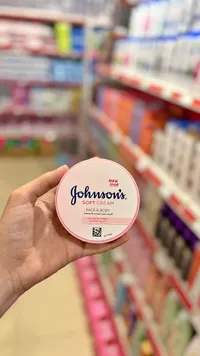 كريم ناعم للوجه والجسم - جونسون (Johnson's)