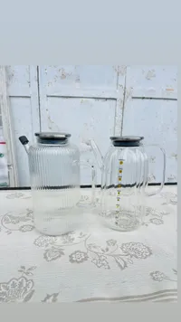 شاف عصير زجاجي مضلع مع غطاء ستانلس