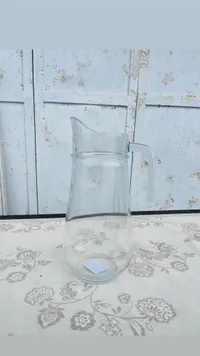 شاف عصير زجاجي شفاف