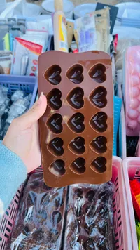 قالب سيلكون قلوب - بني