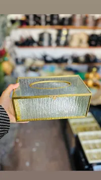 صندوق تنظيم ذهبي مع مقبض
