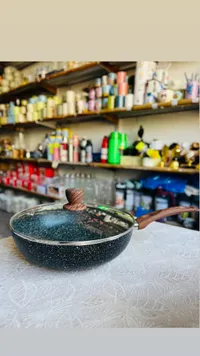 مقلاة ووك غير لاصقة (غير محددة العلامة التجارية)