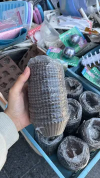 أكواب ورقية للكب كيك - قوالب خبز بنية