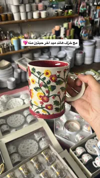 مج خزف هاند ميد بنقوش زهور