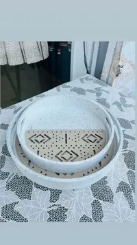 طقم صواني تقديم دائرية بتصميم عصري