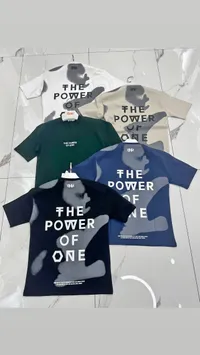 تيشيرت بطبعة "The Power of One" - Dzer