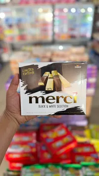 تشكيلة شوكولاتة بلاك آند وايت - ميرسي (Storck)