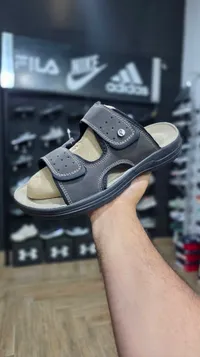 حذاء شبابي مريح (Comfort Shoe)