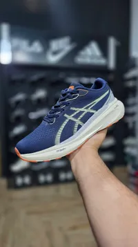 حذاء رياضي - أسيكس (ASICS)