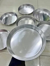 صواني خبز معدنية