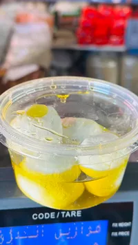لبنى بالزيت