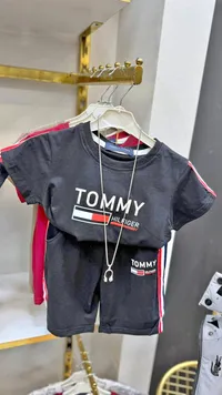 طقم ملابس صيفي للأطفال - تومي هيلفيغر (Tommy Hilfiger)