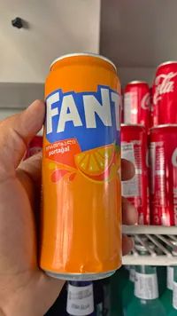 مشروب غازي بنكهة البرتقال - فانتا (Fanta)