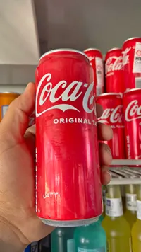مشروب غازي كوكاكولا (Coca-Cola)