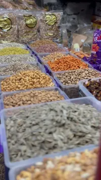 مكسرات متنوعة - كاجو وفستق وجوز