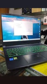 لابتوب جيمنج بمعالج إنتل كور وكارت رسوميات RTX