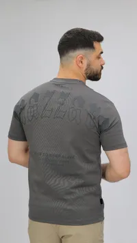 تيشيرت رجالي بياقة دائرية وتصميم عصري - كازان (Kazzan)